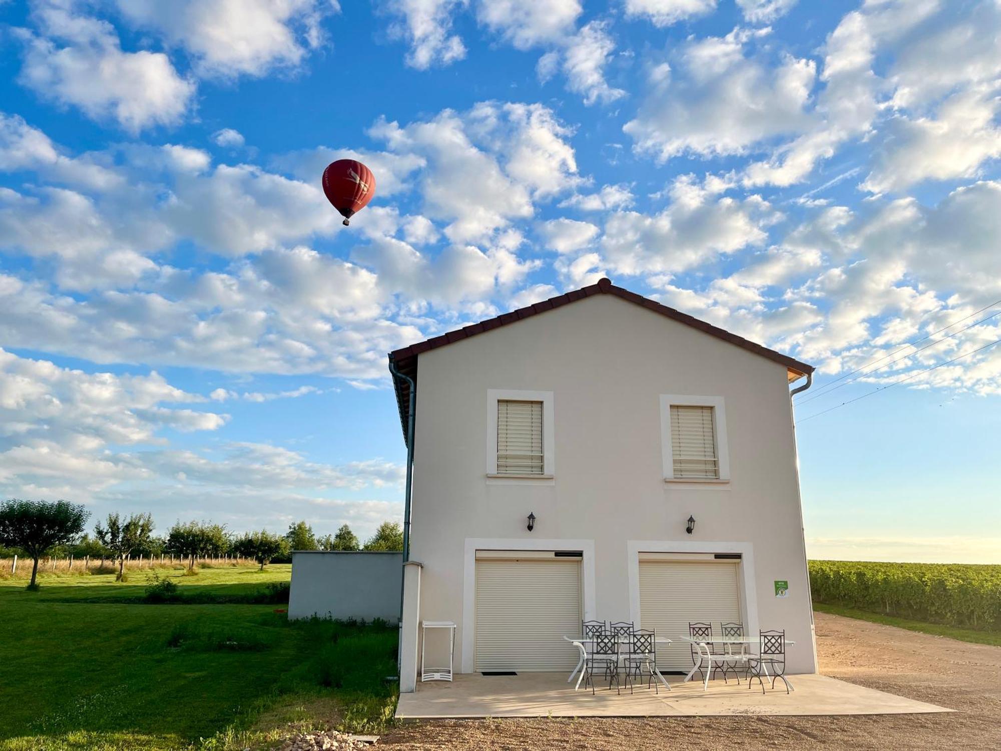 Domaine Joseph Lafarge Wine Resort Winemaker House La Maison Du Negociant Lugny Exterior photo